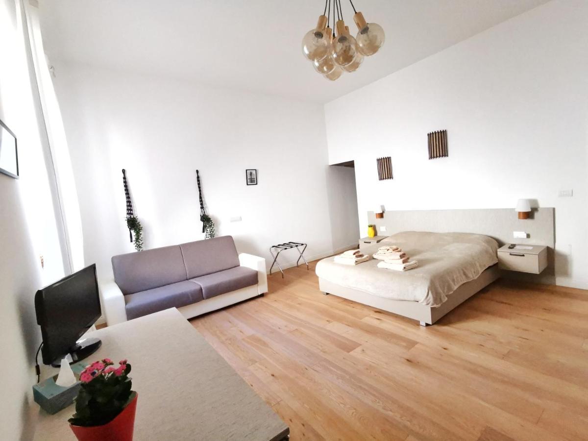 ホテル Casa Del Sole ナポリ エクステリア 写真